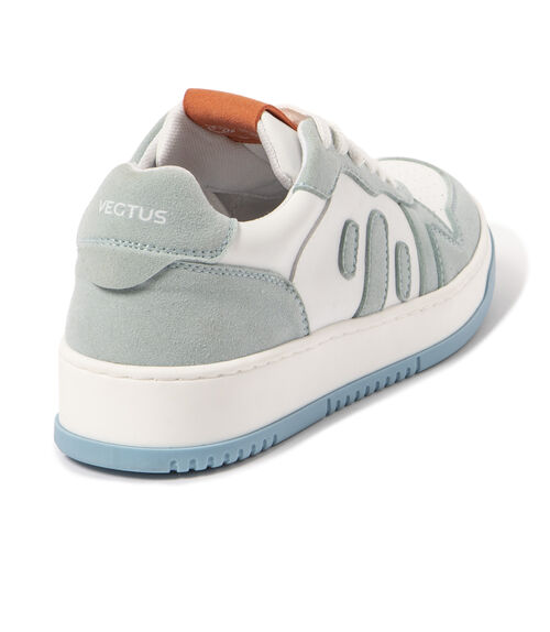 Vegtus Colorado Woman Sky